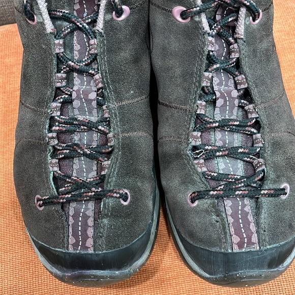 Patagonia Bly Velvet Brown Leather Upper Performance Footwear Trail Shoes 7.5 US - Picture 5 of 16